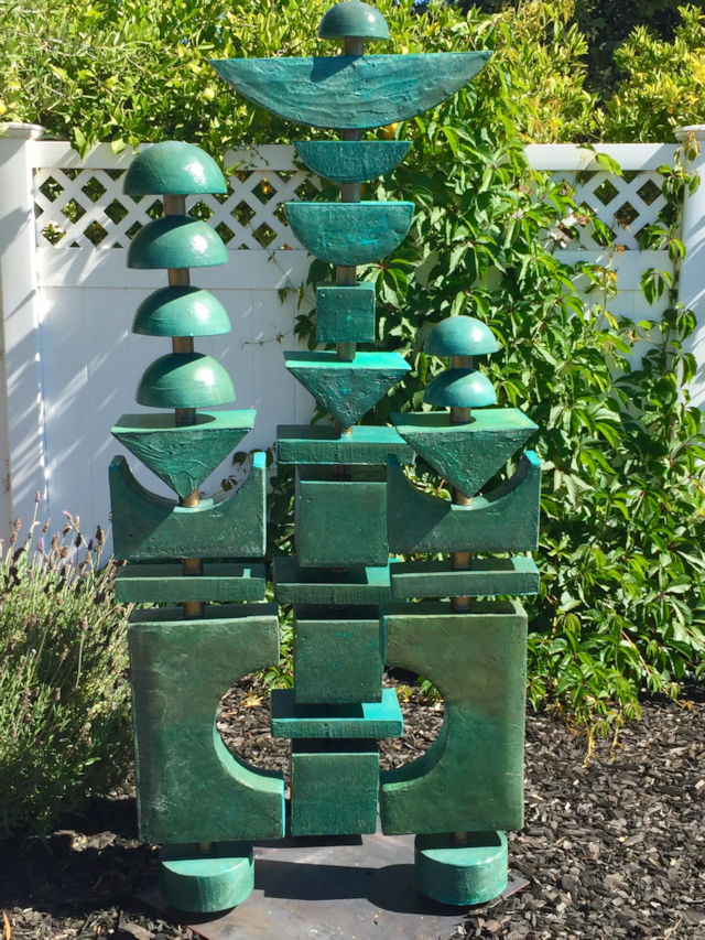 Outdoor Sculpture Totem in Jade Finish